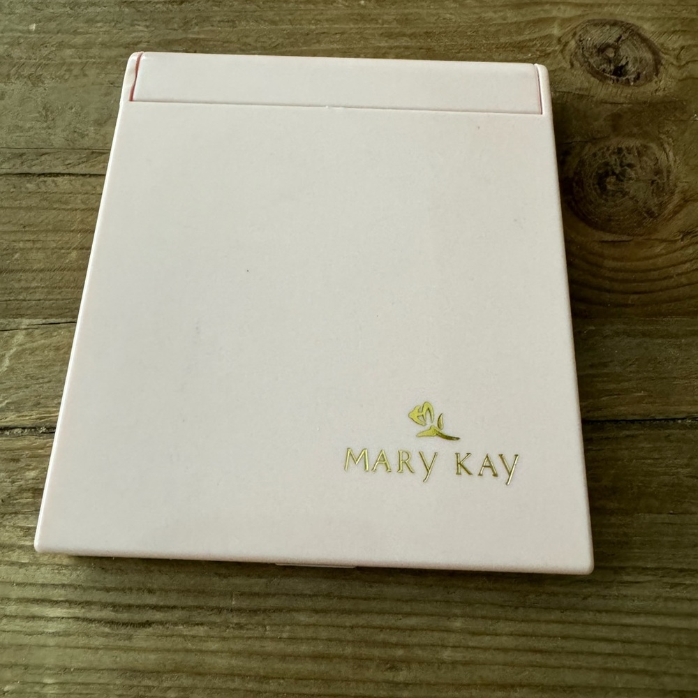 Vintage Mary Kay Compact Mirror